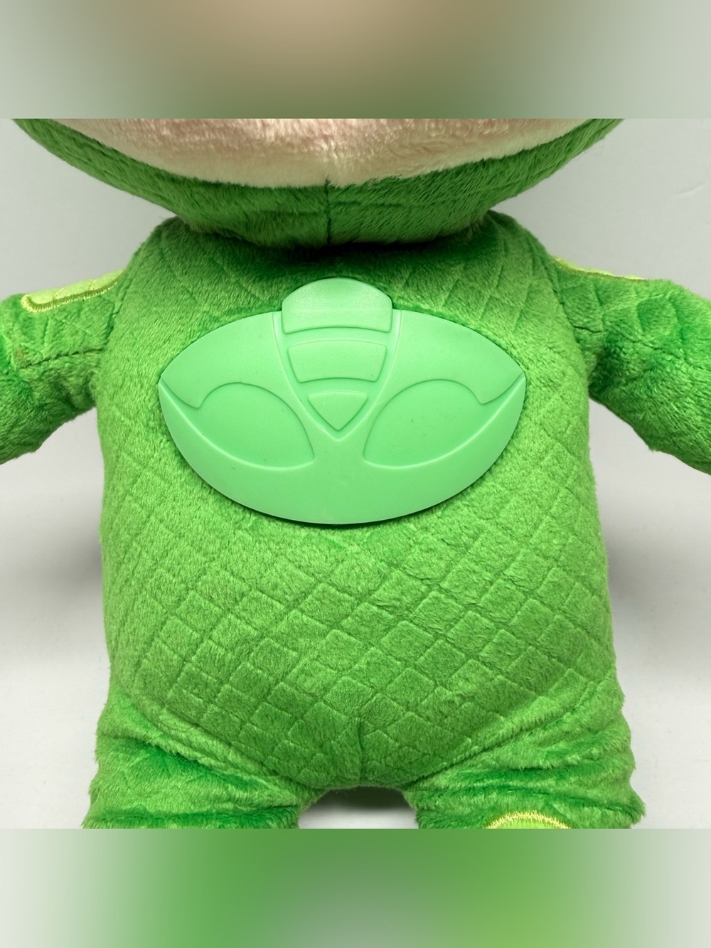 Pj Masks Talking Green Greg Gekko Plush 15" Doll Light Up Sings Talks Just Play - Picture 7 of 9